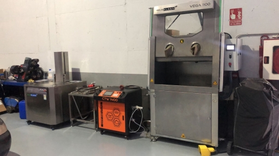 Del cepillo al ultrasonido y lavado automático: así limpian hoy los talleres más eficientes Del cepillo al ultrasonido y lavado automático: así limpian hoy los talleres más eficientes