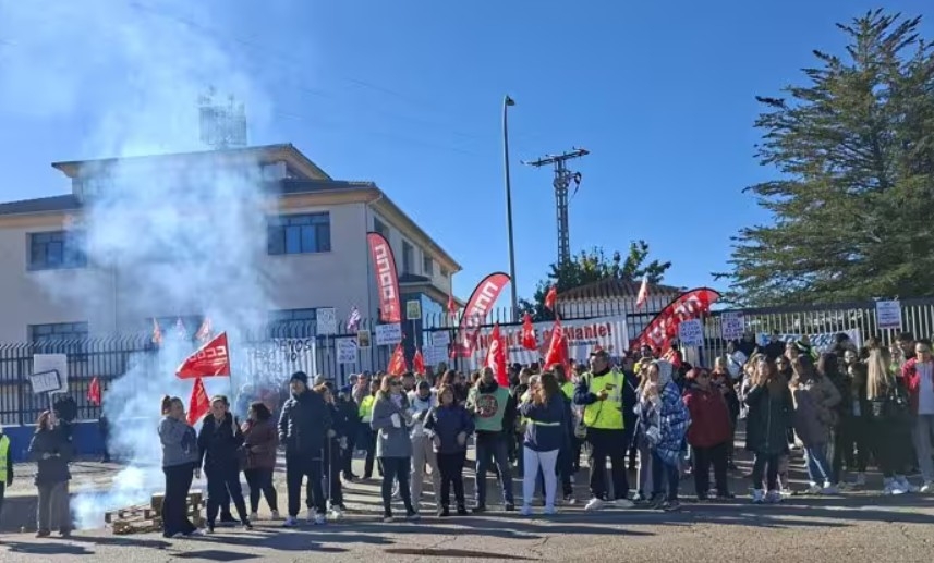 Mahle confirma, tras el acuerdo con sus trabajadores, que seguirá desarrollando su negocio en España Mahle confirma, tras el acuerdo con sus trabajadores, que seguirá desarrollando su negocio en España
