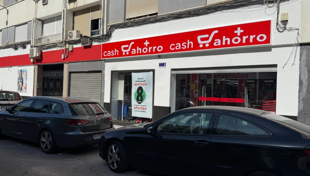 Cash Más Ahorro abre un nuevo establecimiento en Córdoba, en la barriada de La Fuensanta