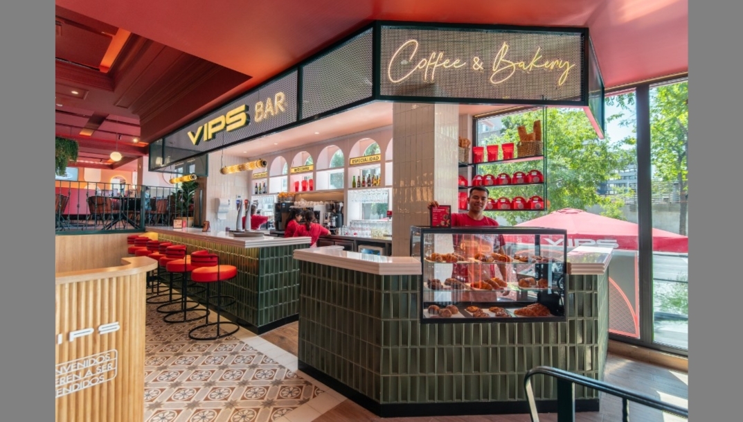 Vips abre en Madrid su primer local con barra de repostería y panadería artesanal