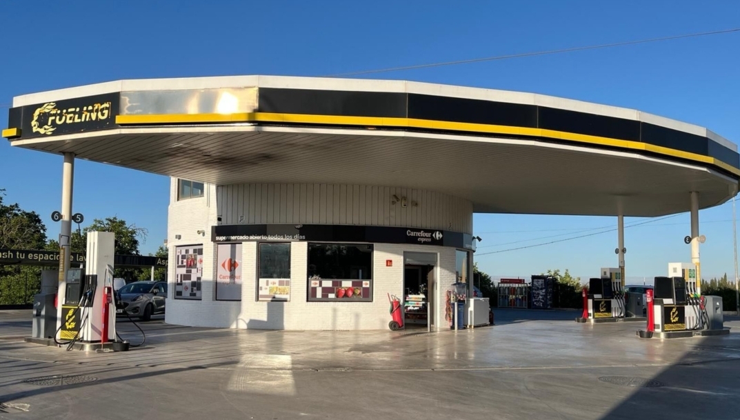 Nuevo Carrefour Express en la estación de servicio Fueling Paraíso de Albolote (Granada).