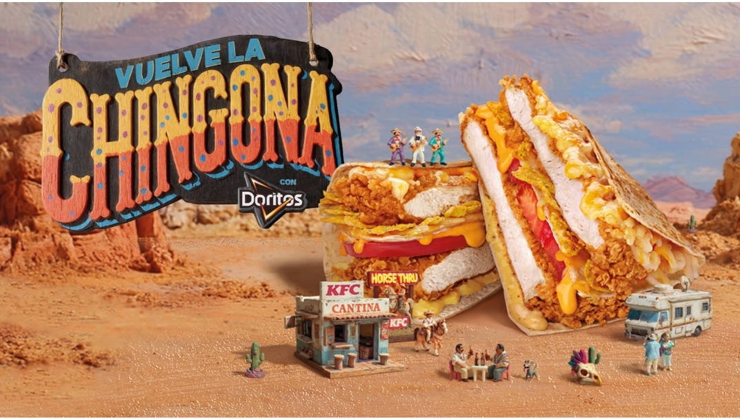 KFC y Doritos recuperan La Chingona, primera quesadilla de pollo crujiente, con una versión más intensa