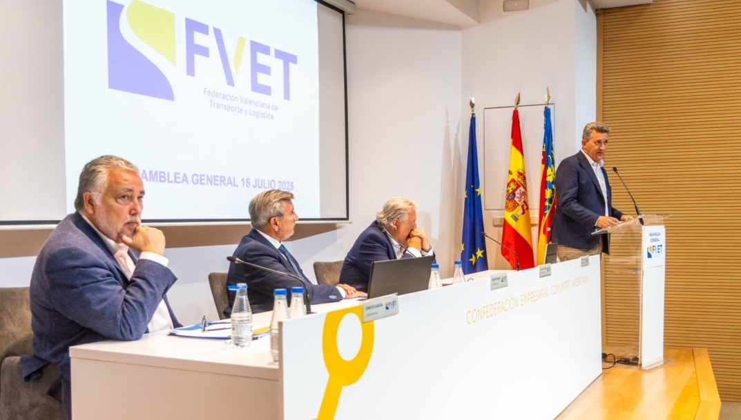 Los transportistas valencianos reclaman un 
