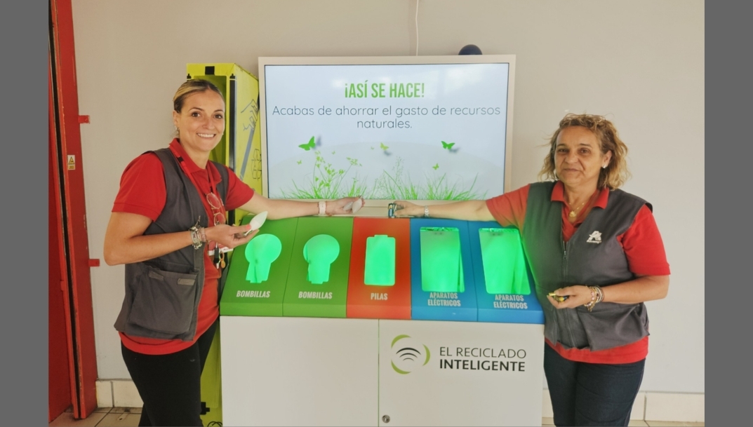 Alcampo instala nuevos contenedores inteligentes de reciclaje en otros 23 supermercados de España