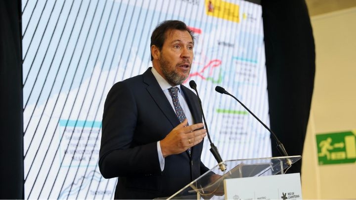 El ministro Puente: 