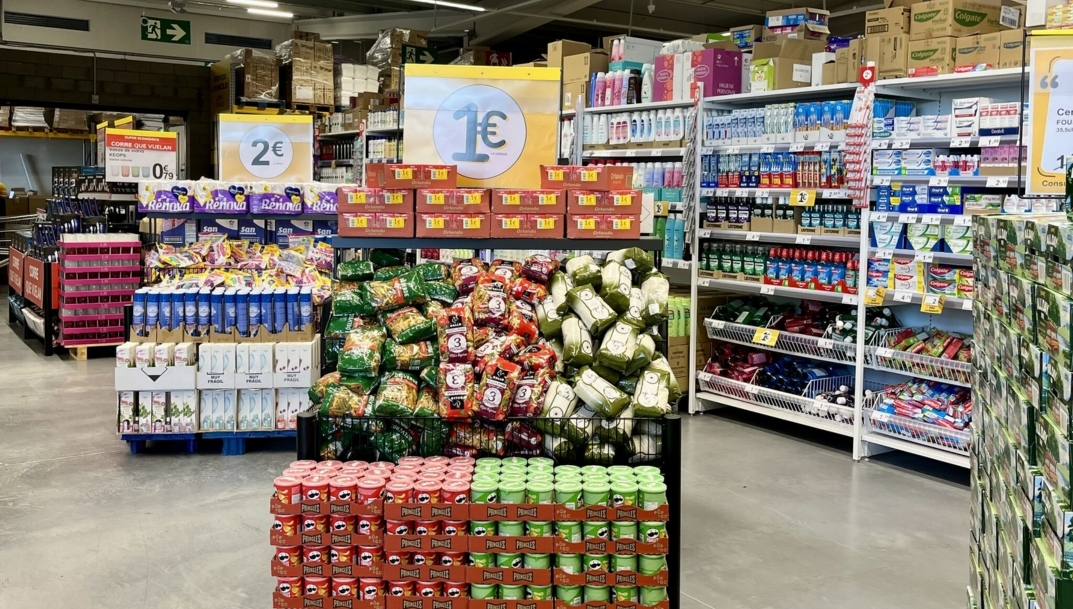Artículos a 1 y 2 euros en el nuevo Supeco de Alcorcón.