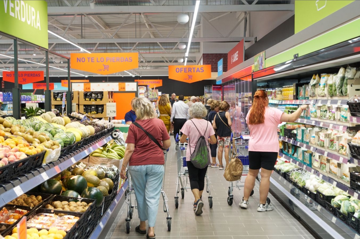 Interior del establecimiento Aldi en Vélez-Málaga.
