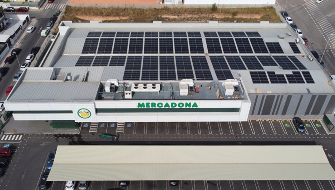 Mercadona firma contratos de venta de energía verde con Iberdrola para la próxima década