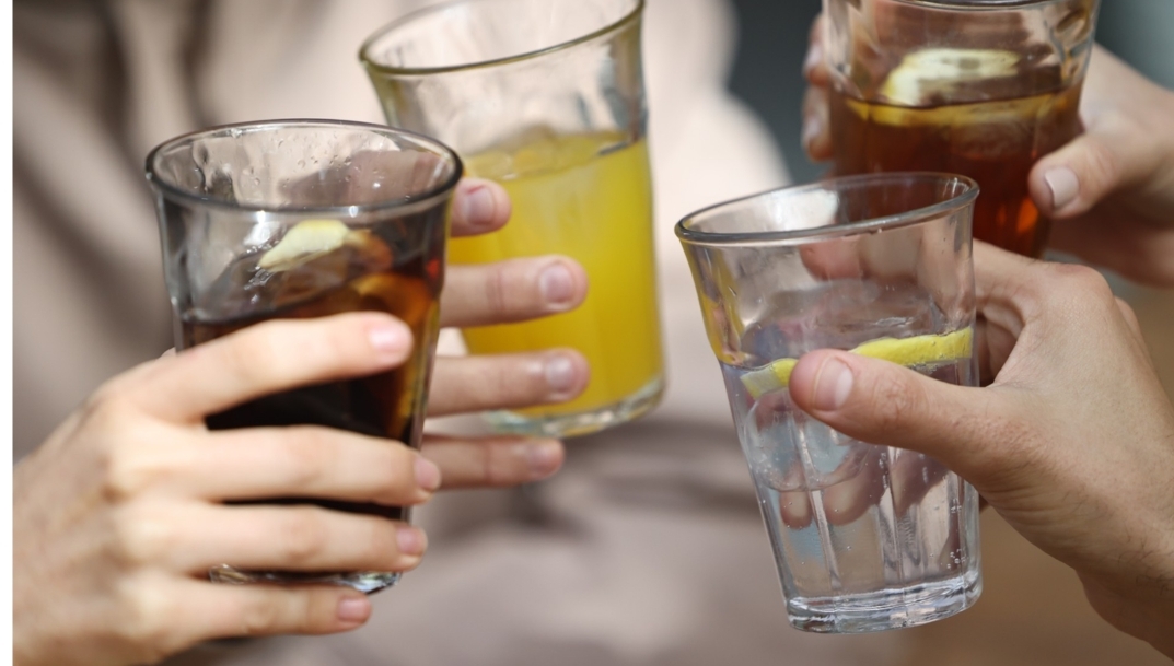 El sector de refrescos prevé crecer el 3% este verano impulsado por la hostelería y el turismo