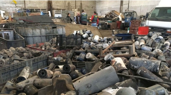 Desarticulada una red que eliminaba residuos tóxicos de cerca de 200 talleres de Sevilla, Cádiz y Huelva