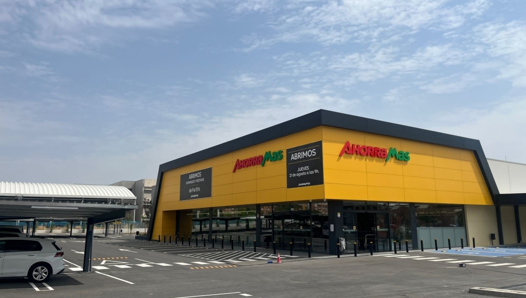 Nuevo supermercado Ahorramas de Parla (Madrid). - 