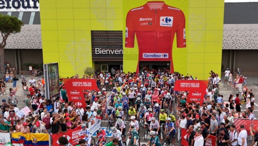 Carrefour vuelve a ser patrocinador principal de La Vuelta con nuevas iniciativas