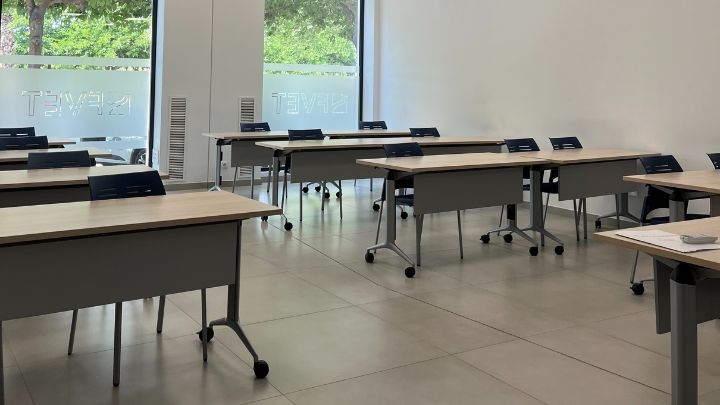FVET refuerza su oferta formativa para conductores profesionales con nueve cursos de renovación del CAP