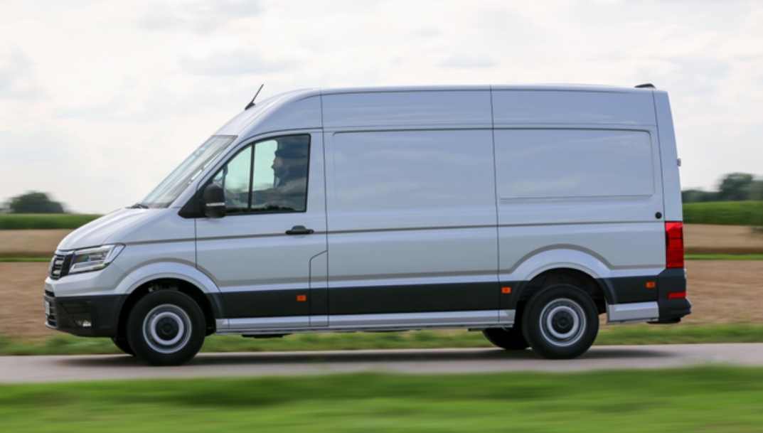 Volkswagen Crafter con neumáticos Hankook e-Vantra FlexClimate. - 