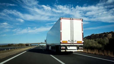 Camiones rusos (y de otros diez países europeos) circulan por las carreteras de la UE sin estar obligados a equipar el nuevo tacógrafo inteligente