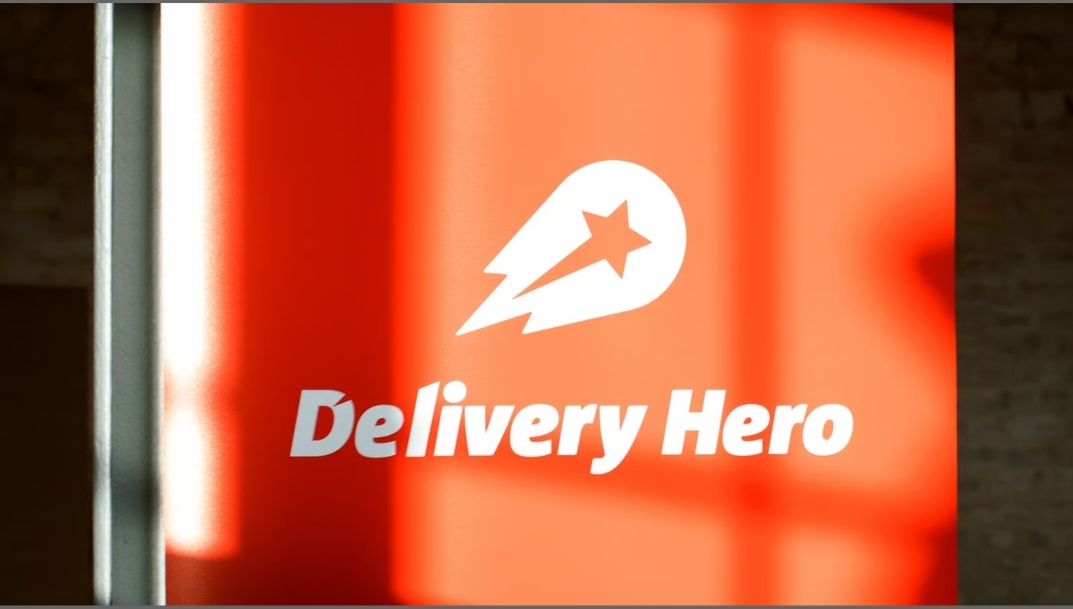 Delivery Hero reduce el 50,5% sus pérdidas hasta junio, pero revisa a la baja su beneficio para 2025