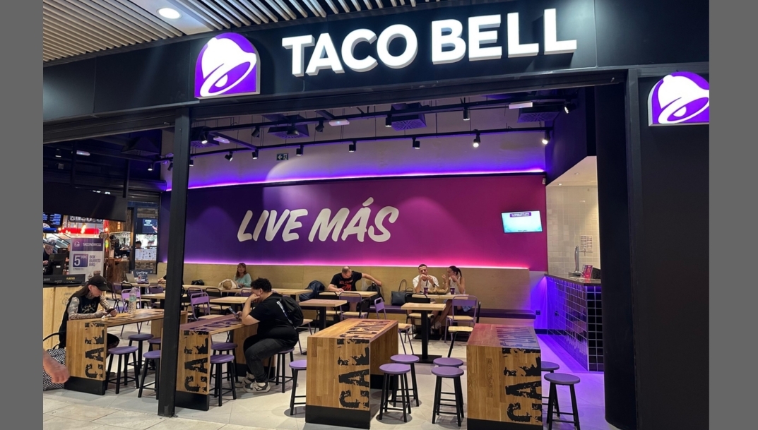Nuevo Taco Bell en el centro comercial Arenas de Barcelona. - 