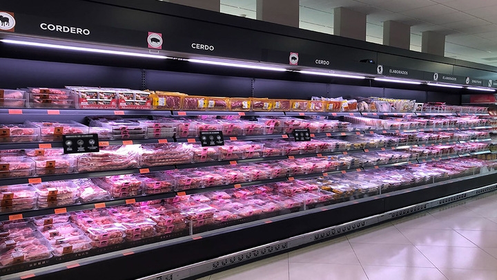 Mercadona y sus muebles refrigerados sin puertas: una disonancia estratégica entre sostenibilidad e identidad de marca. 