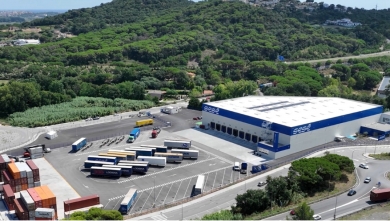 Sesé estrena sus nuevas terminales de carga y estacionamiento seguro en Zaragoza y Barcelona