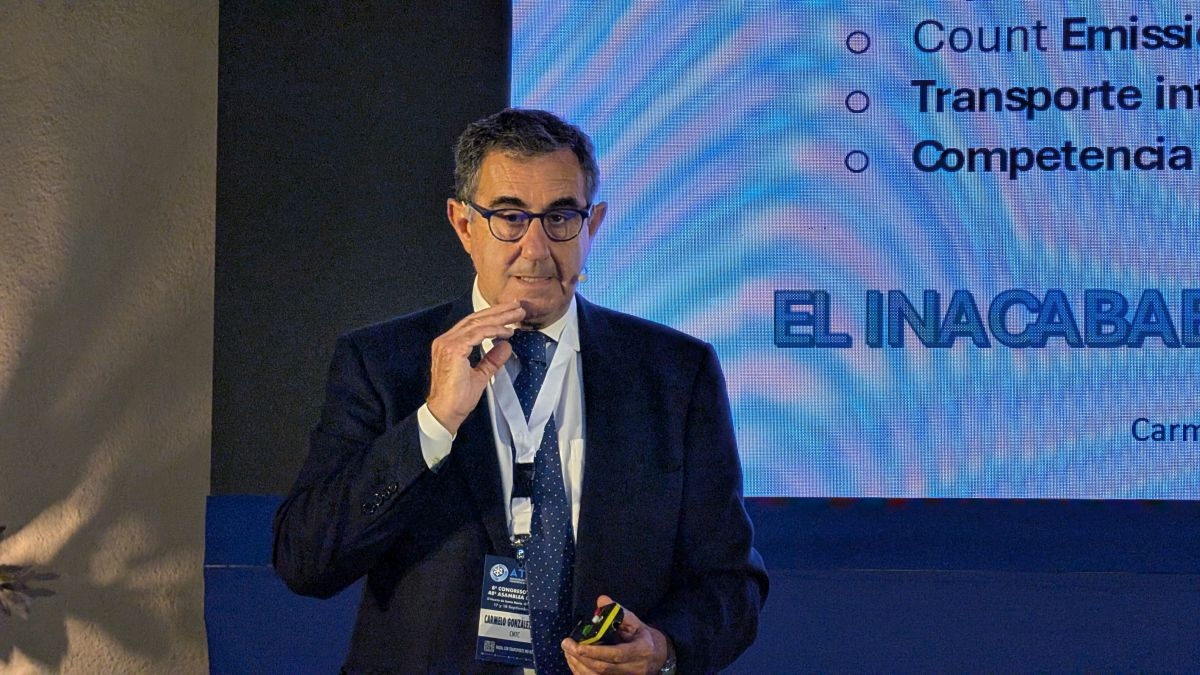 A juicio de Carmelo González, el Ministerio de Transportes se quita el problema de enmedio al admitir la entrada en el Comité Nacional de la Plataforma Nacional en Defensa del Transporte. - 
