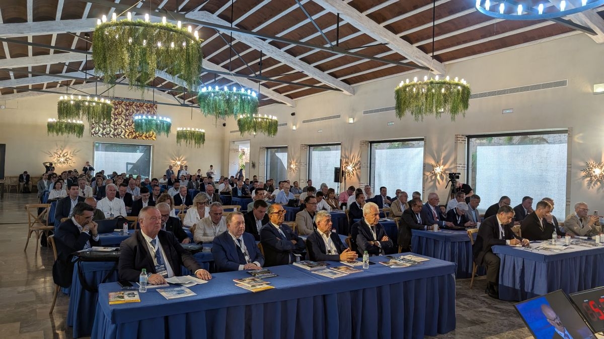 Lleno total en el Congreso de Atfrie con más de 450 asistentes.