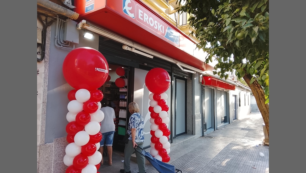 Eroski avanza en Andalucía con un nuevo supermercado City en Córdoba
