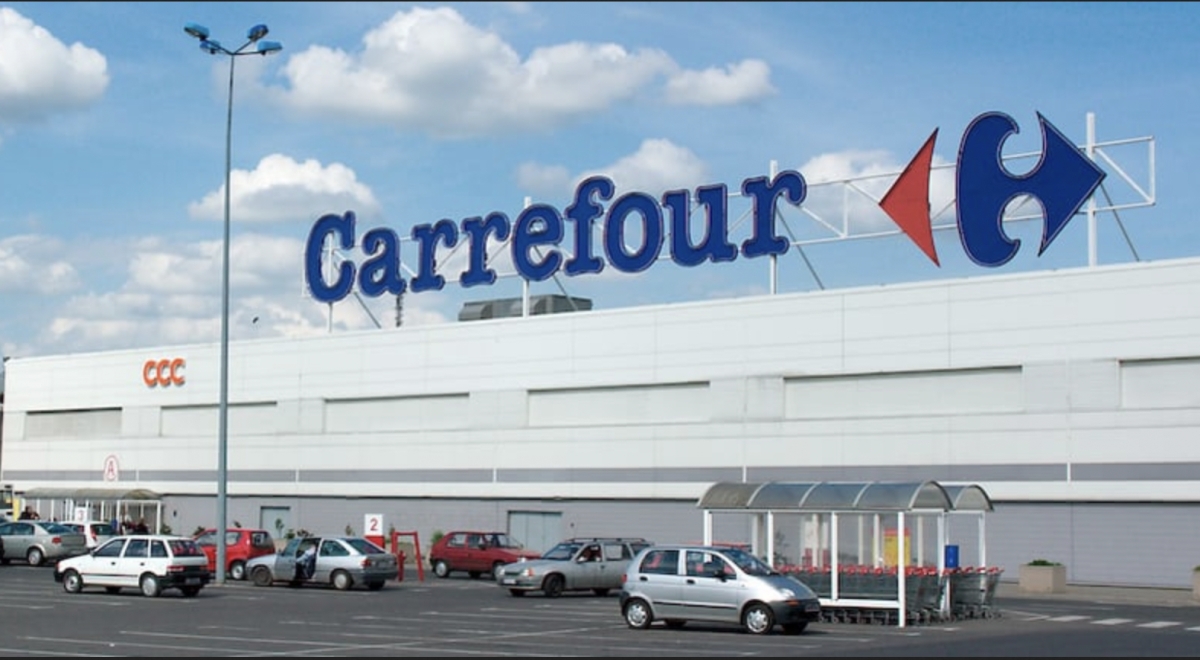 Carrefour venderá sus activos en Polonia y encarga a JP Morgan la búsqueda de comprador