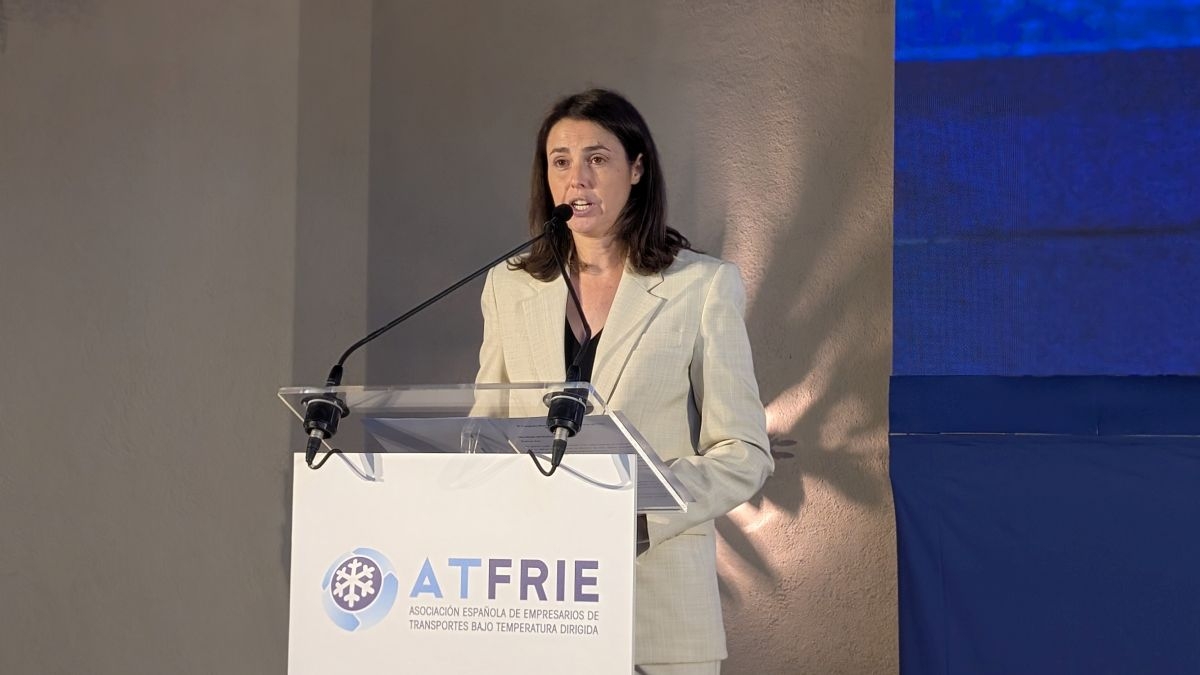Elena Atance (Mitma), ha anunciado ayudas de 3.000 euros para obtener los permisos C y D.