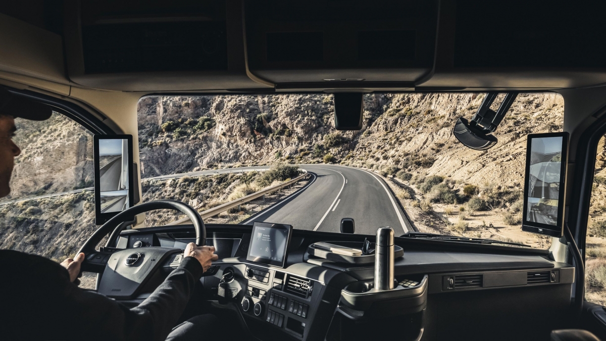 Volvo Trucks mejora su sistema Driver Alert Support con una cámara de seguimiento ocular