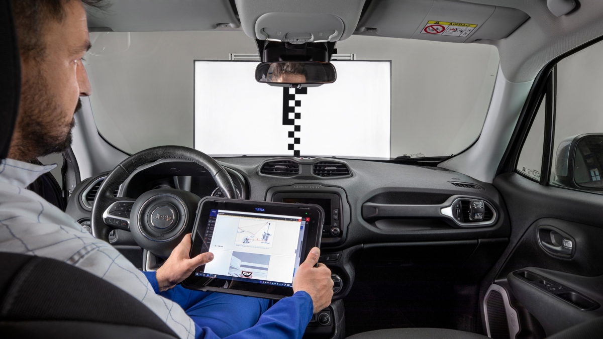 ¿Por qué es esencial la calibración del ADAS?