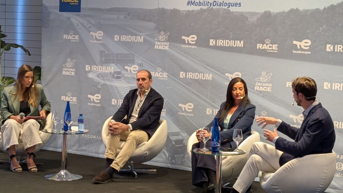 Mesa redonda sobre reducción de emisiones.