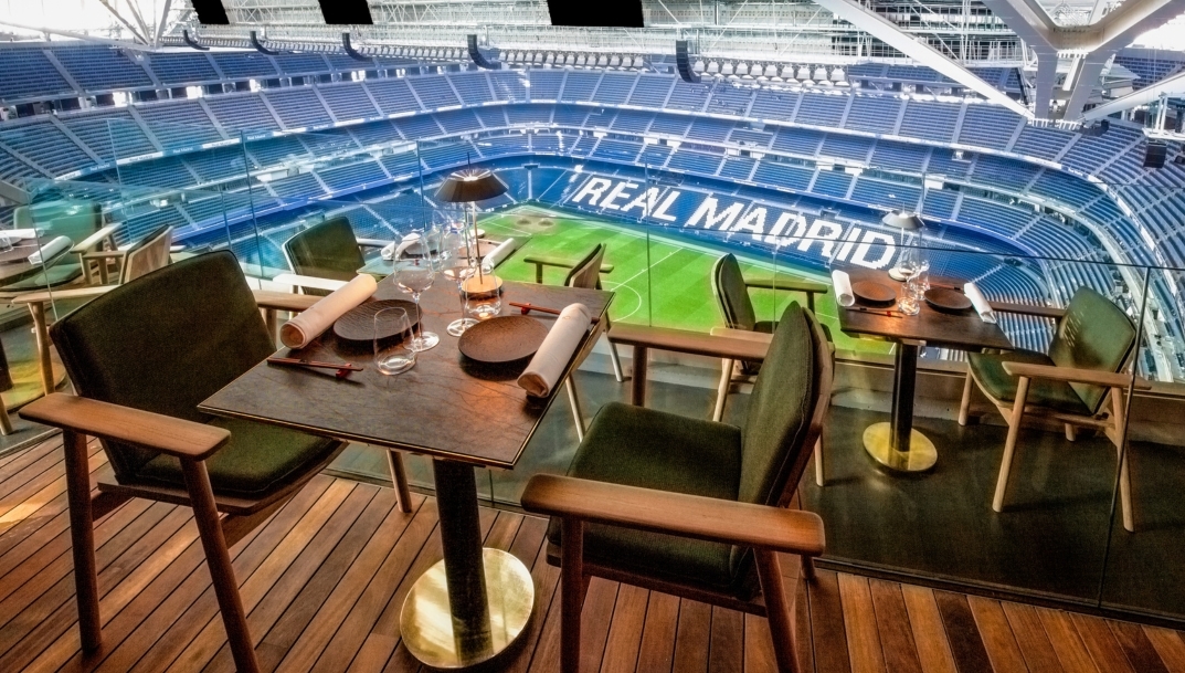KŌ By 99 Sushi Bar presenta su terraza en el estadio Bernabéu, la mayor altura de todo el enclave