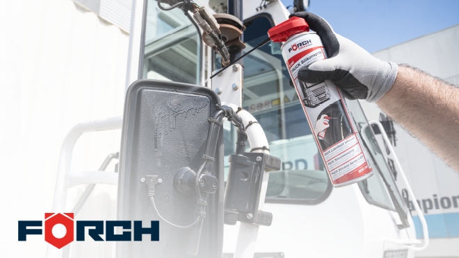 El Truck S460 actúa de forma simultánea como lubricante, agente separador y producto de cuidado. - 