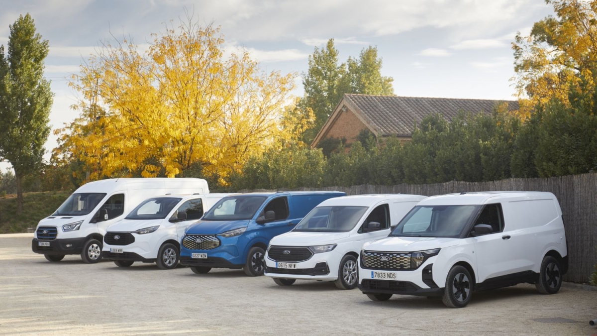 Gama Ford Transit en la actualidad, con modelos integrados en cuatro segmentos del mercado del comerciales ligeros. - 