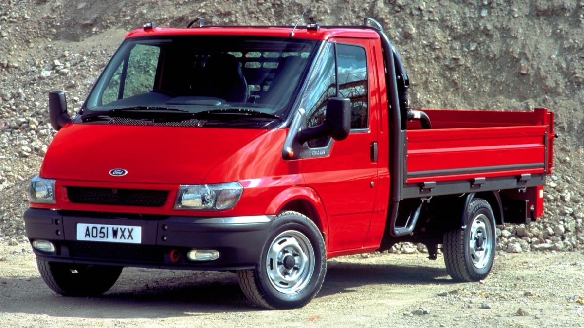 Cuarta generación de la Transit, lanzada en el año 2000.