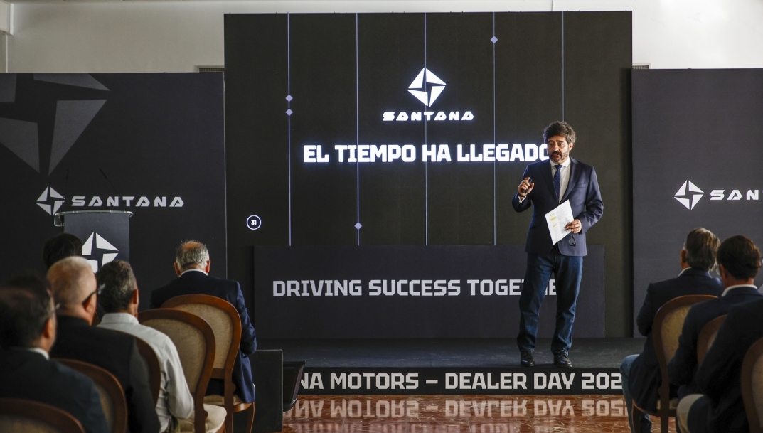 Presentación oficial del regreso al mercado de Santana Motors. - 