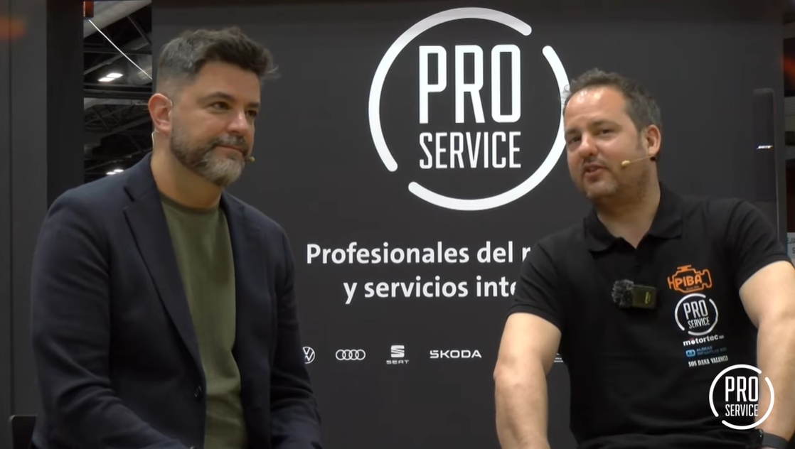 Sergi Guardeño, de GTI Academy, junto a Enrique Álvarez, de Talleres Piba. - 