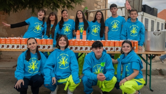 Trapa elige a la segoviana Prohibido Chispear 'La peña más chocolatera' de España