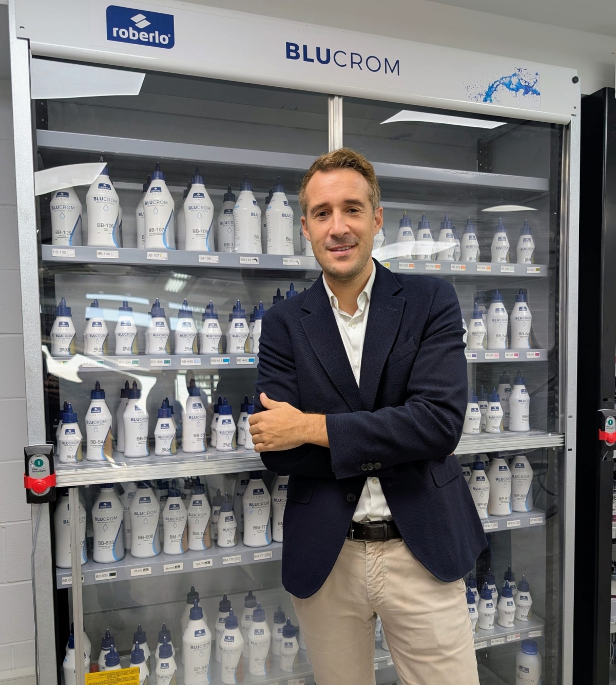 Llorenç Juher, con el sistema base agua BluCrom