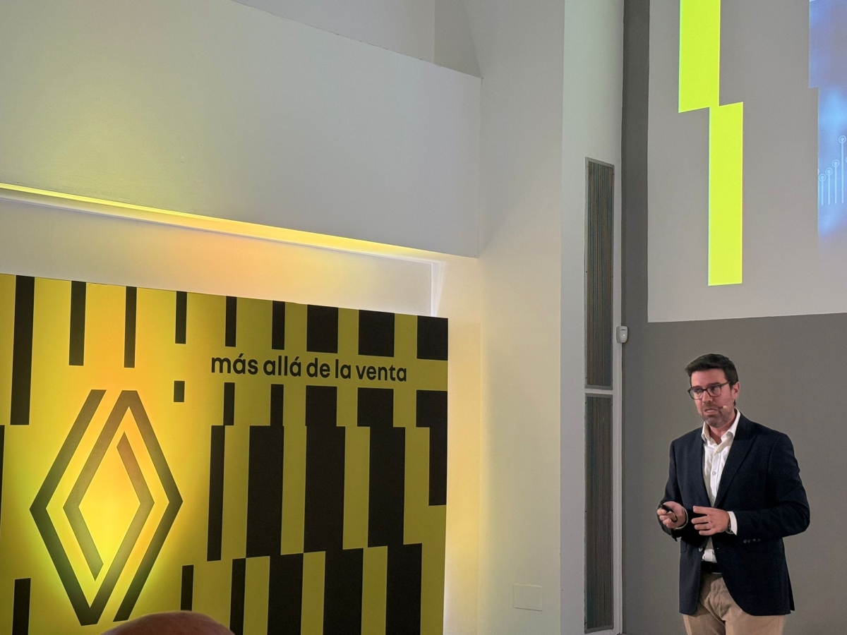 Eduardo Urbina, durante la rueda de prensa sobre posventa en Renault.