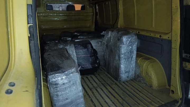 La Policía interviene casi dos toneladas de cocaína al seguir un camión 
