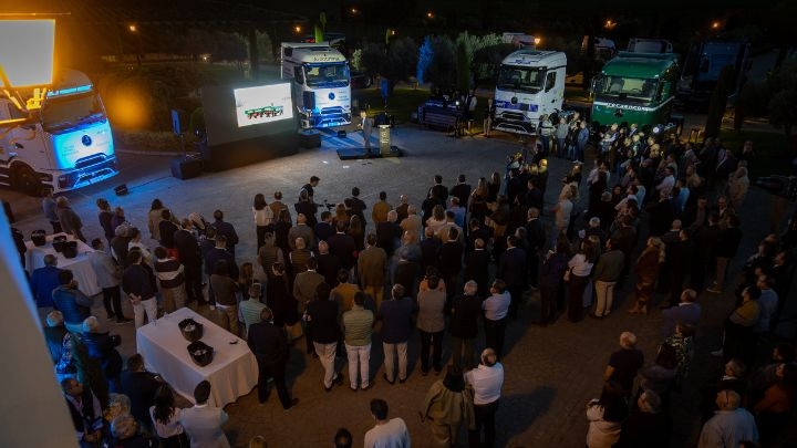 Mercedes-Benz Autoprima presenta los nuevos Actros L con ProCabin y eActros 600
