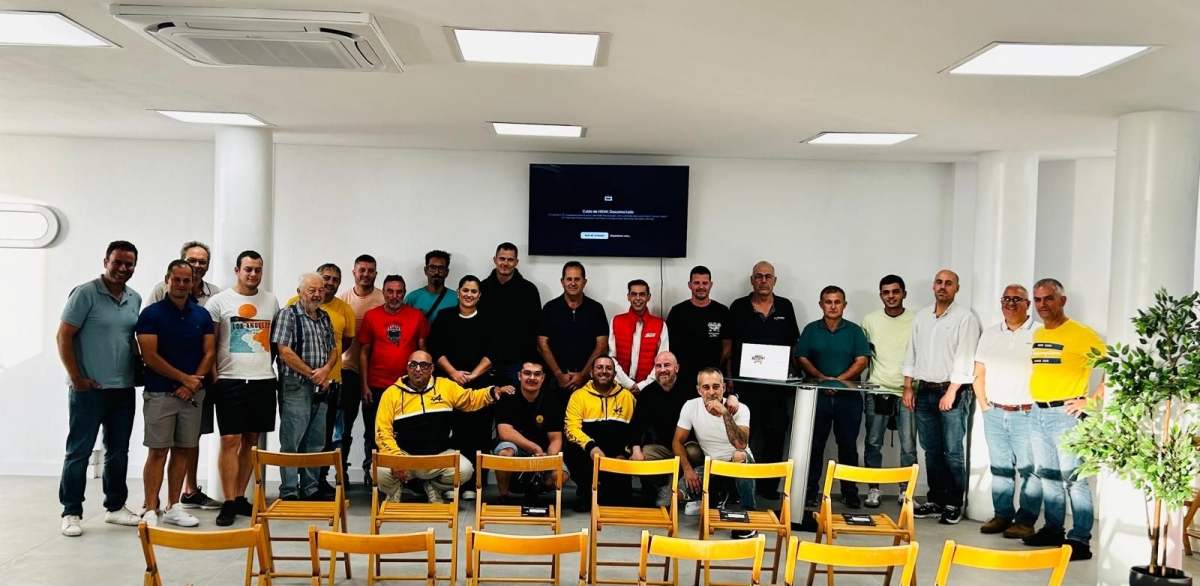 Foto grupal de una de las formaciones de Recalvi.