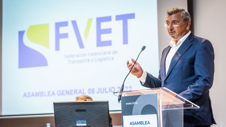 La patronal valenciana del transporte abandona el consejo de las ITV y exige una privatización