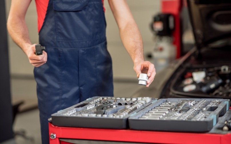 Los talleres independientes venden 7 de cada 10 recambios libres del mercado posventa