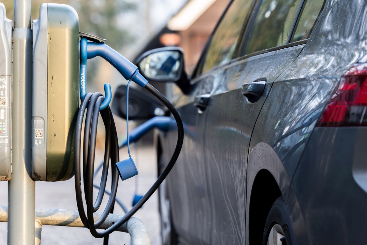 Cómo elegir el sistema de recarga adecuado para tu vehículo eléctrico