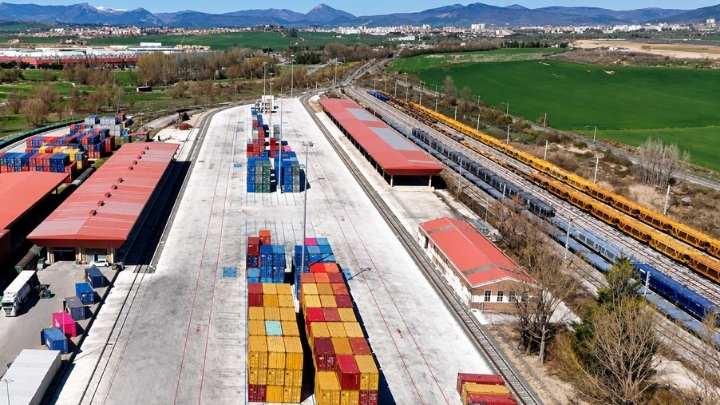 Comienza a prestar servicio la nueva terminal de carga intermodal de Noáin (Navarra)