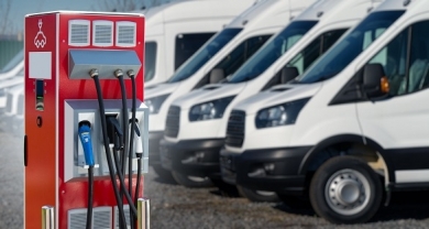 Uno de cada diez nuevos comerciales ligeros ya es eléctrico o híbrido enchufable