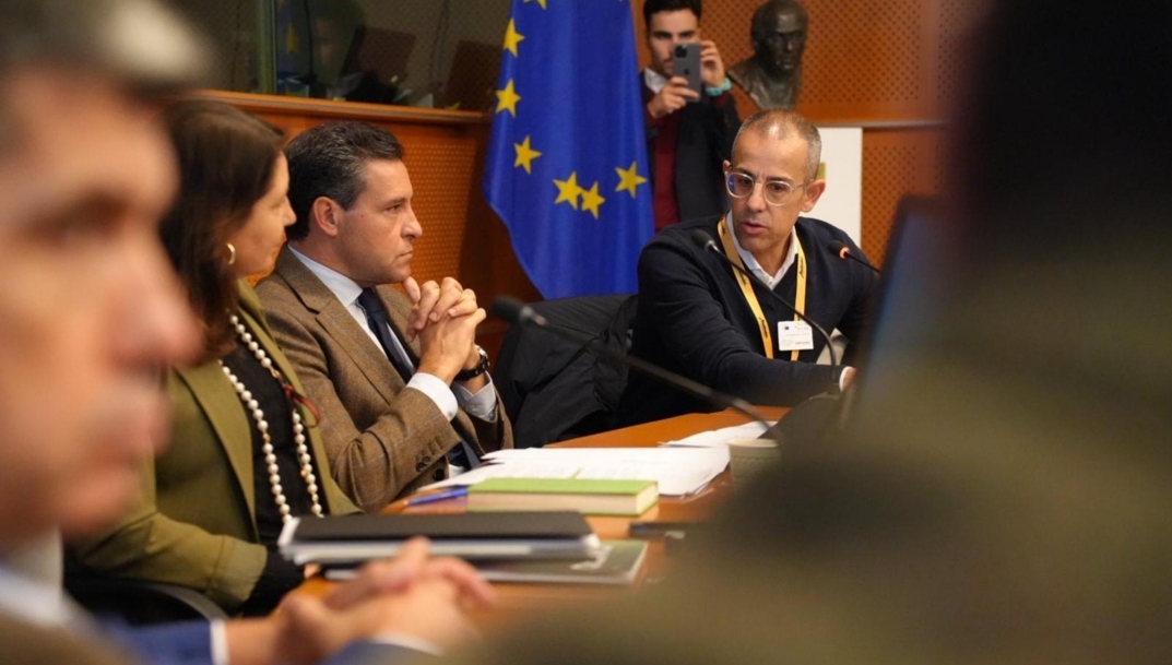 Patatas Meléndez presenta en el Parlamento Europeo su proyecto 'Meléndez × Origen'