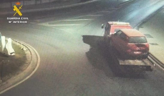 Tres detenidos por provocar un incendio y diversos robos en un desguace y varios talleres de la provincia de Granada